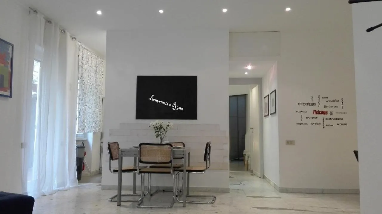 Casa vacanze Vatican Aurelia 325 Villa Roma Italia